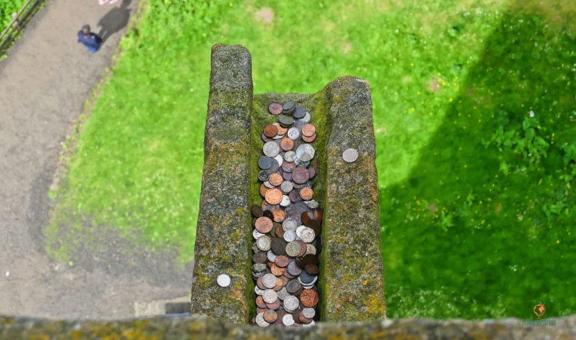 monument-wallace-monedas