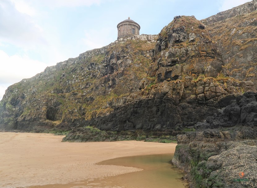 Mussenden Temple desde la playa
