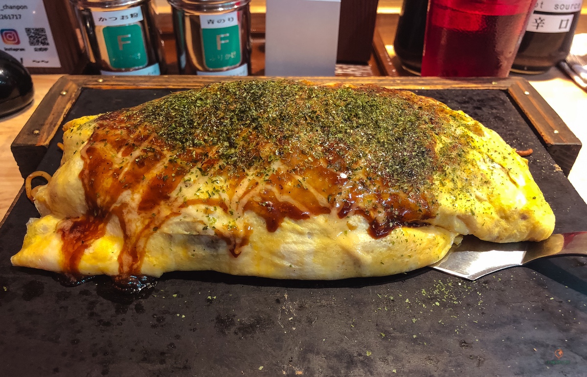 omu-udon parte de la comida japonesa