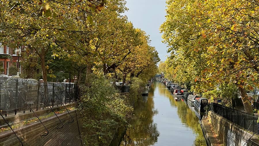 Canal Londres en otoño