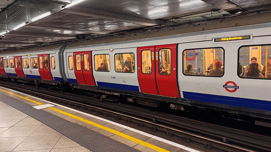 Hora punta en el metro de Londres