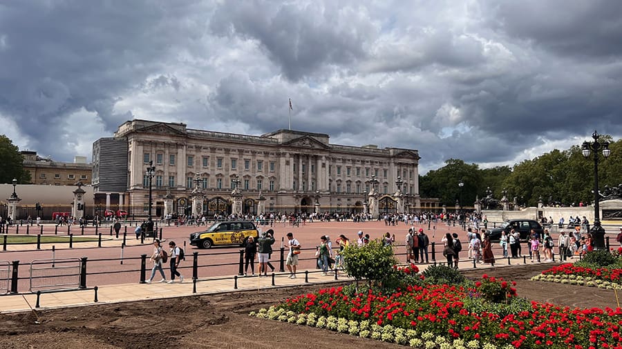 Mirar mal antes de cruzar